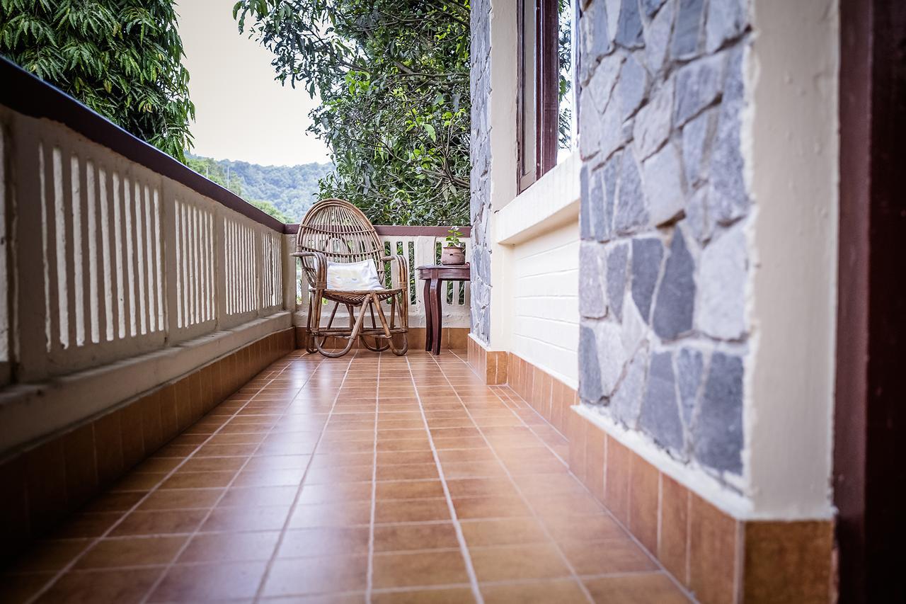 Mingtang Garden Cottage 名堂花园度假屋 Pokhara Esterno foto
