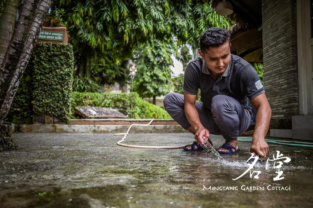 Mingtang Garden Cottage 名堂花园度假屋 Pokhara Esterno foto